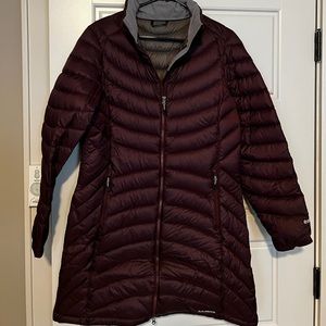 L.L. Bean Downtek 850 long puffer - size M - Eggplant